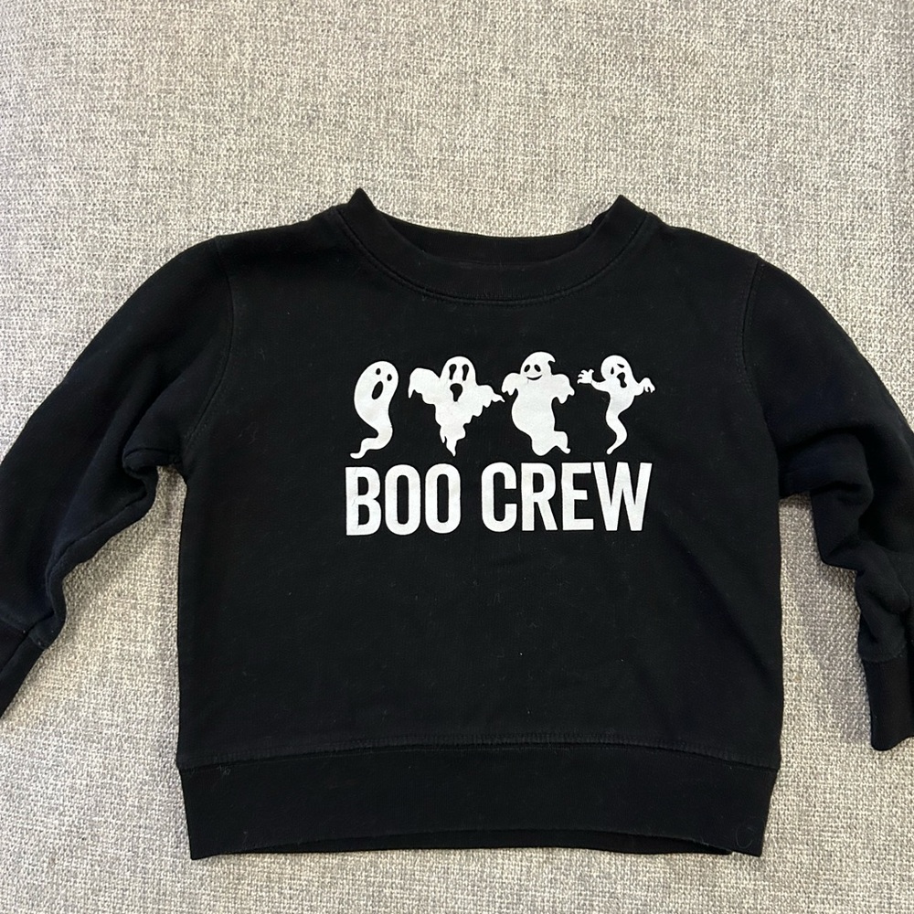 “Boo Crew” Halloween crewneck sweatshirt. Size 2T